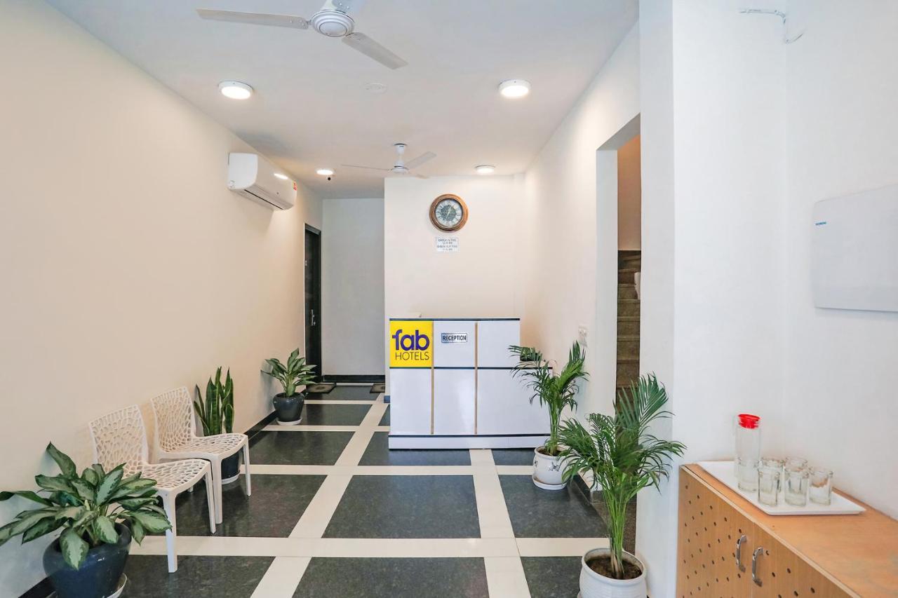 Fabhotel Ab Inn Huda City Center Gurgaon Eksteriør bilde